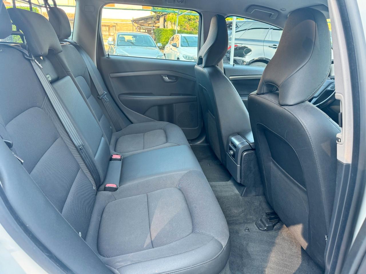 Volvo XC 70 XC70 D4 AWD Geartronic Momentum