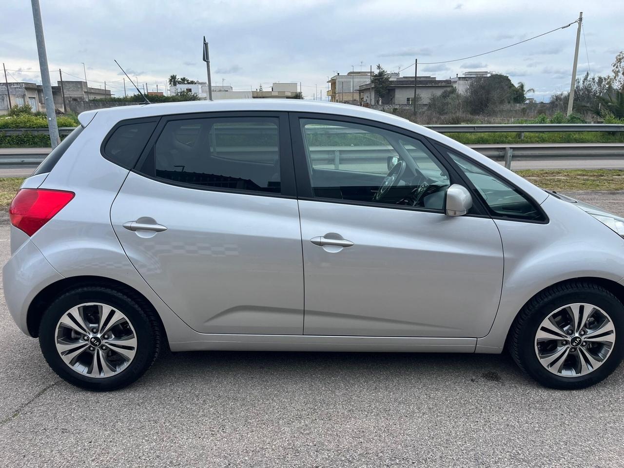 Kia Venga 1.4 CRDi 90CV Cool Unipro 2015