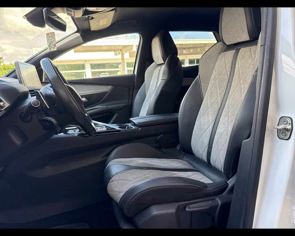 Peugeot 3008 1.6 HYbrid4 GT Line 4x4 e-EAT8