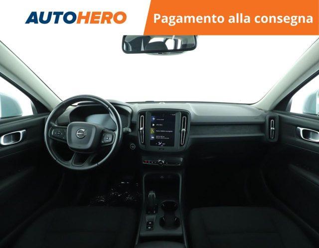 VOLVO XC40 D3 AWD Geartronic Momentum Core