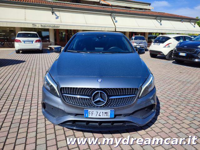 MERCEDES-BENZ A 200 d Sport