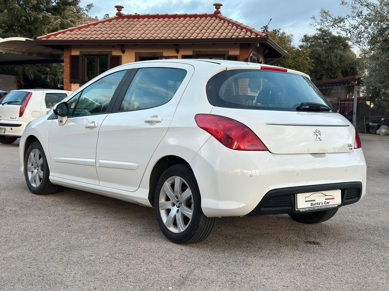 Peugeot 308 1.6 8V e-HDi 115CV Stop&Start 5p. Access
