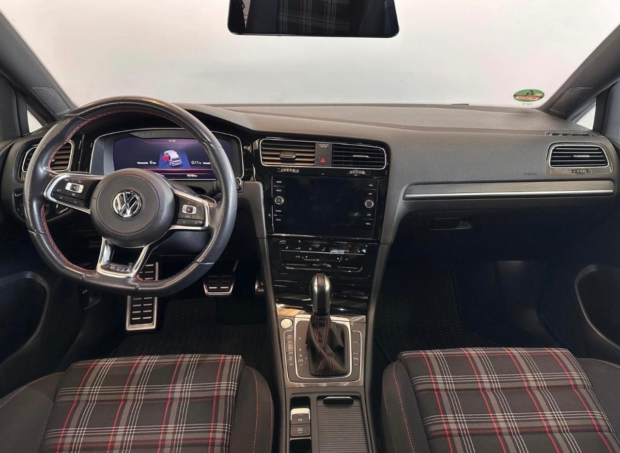 Volkswagen Golf GTI 2.0TSI DSG 5p. 245cv Tetto