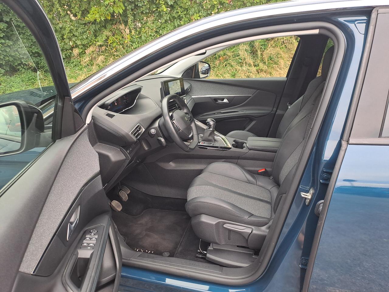Peugeot 3008 BlueHDi 130 S&S Allure Pack