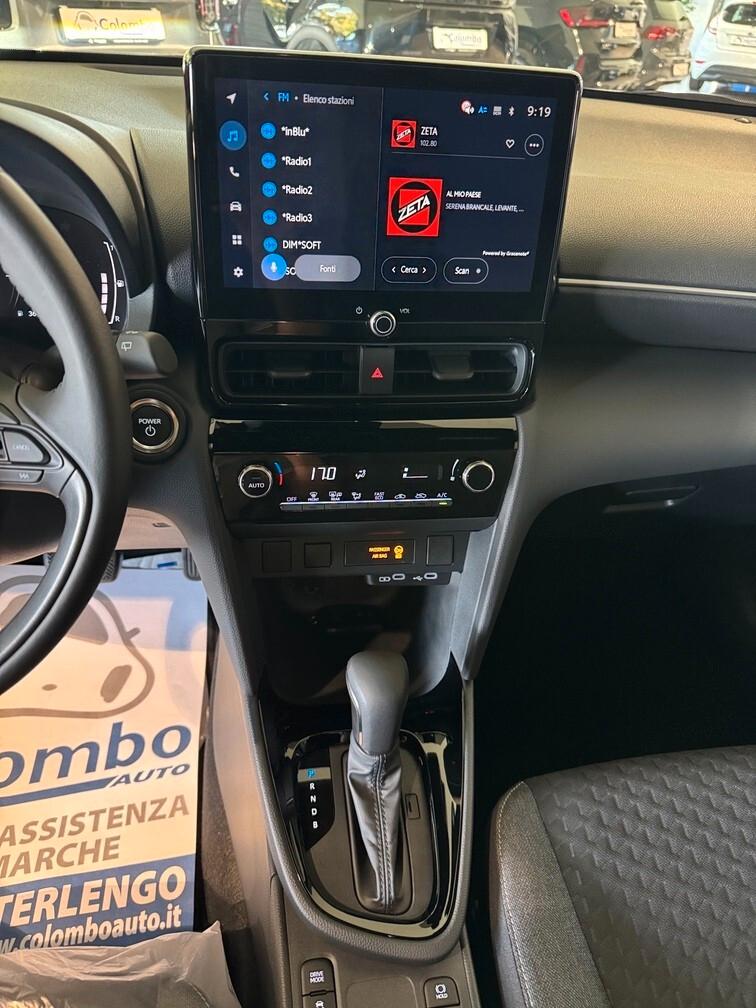Toyota Yaris Cross 1.5h Trend fwd 130cv e-cvt Led App conn Cam 17" Neop