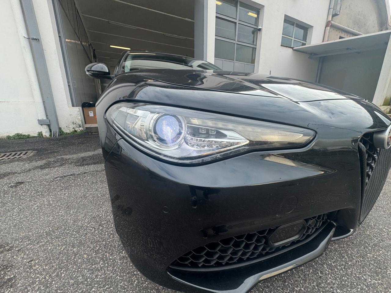 ALFA ROMEO Giulia 2.2 Turbodiesel 210 CV AT8 AWD Q4 Veloce