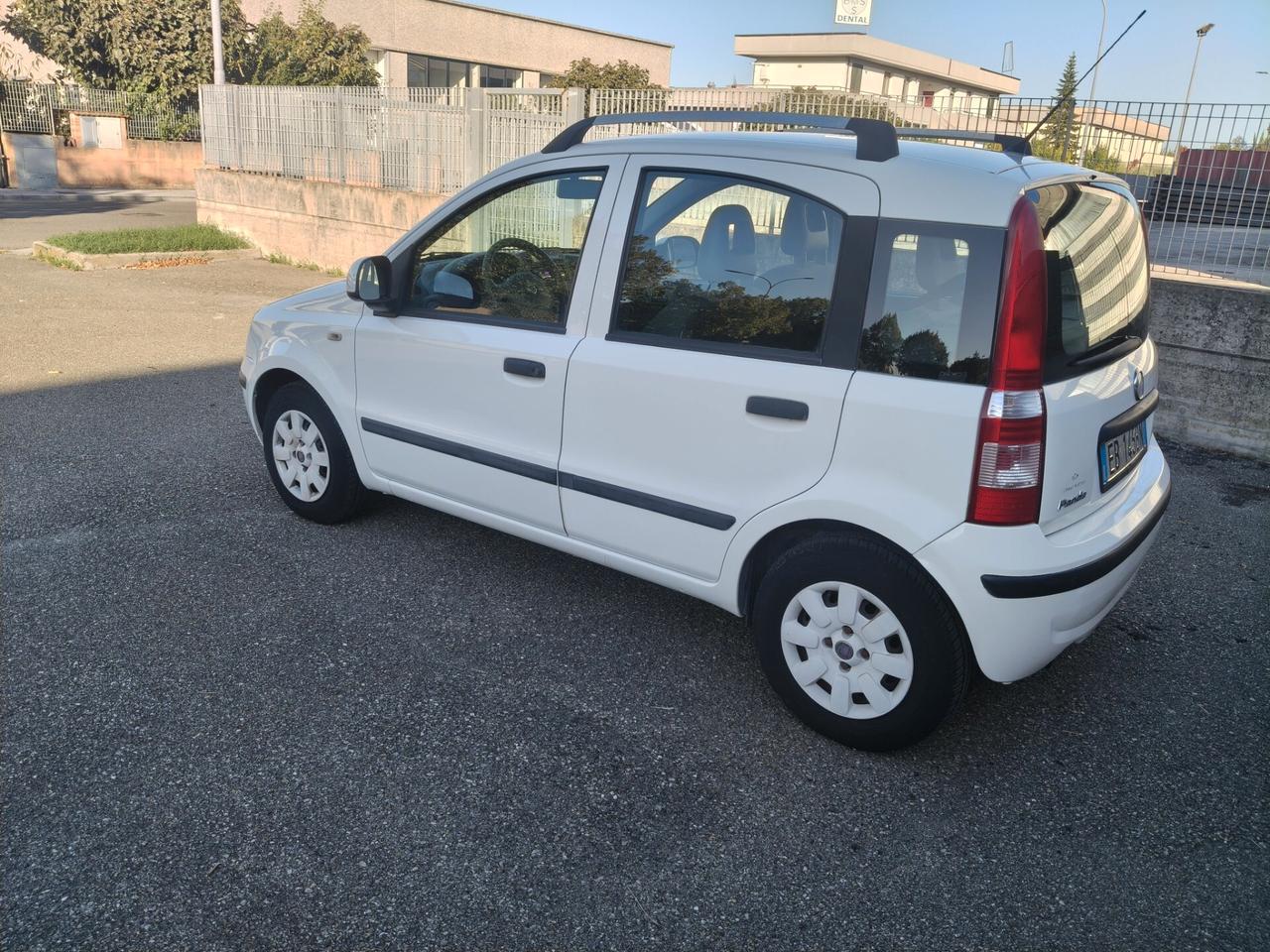 Fiat Panda 1.2 Dynamic SOLAMENTE 123.000 KM