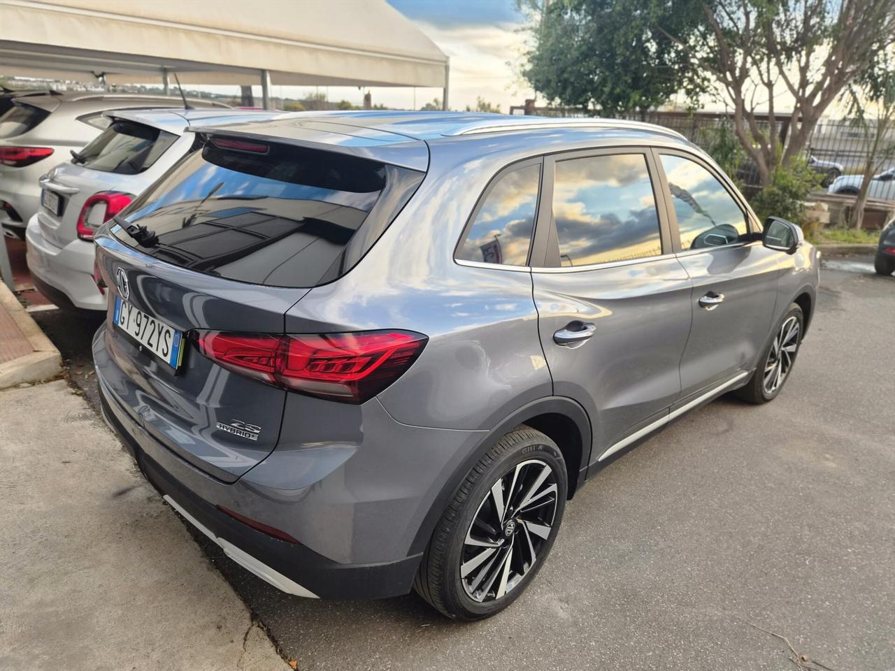 Mg ZS 1.5 Hybrid+ Luxury