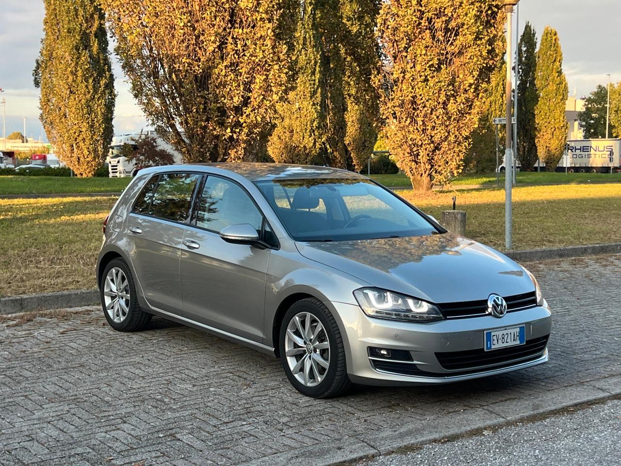 Volkswagen Golf 1.6 TDI DSG 5p. Highline BlueMotion Technology