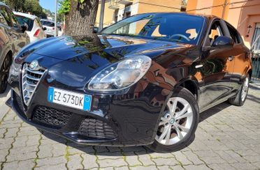 Alfa Romeo GIULIETTA 1,6 JTDM-2-UNICO PROPRIETARIO