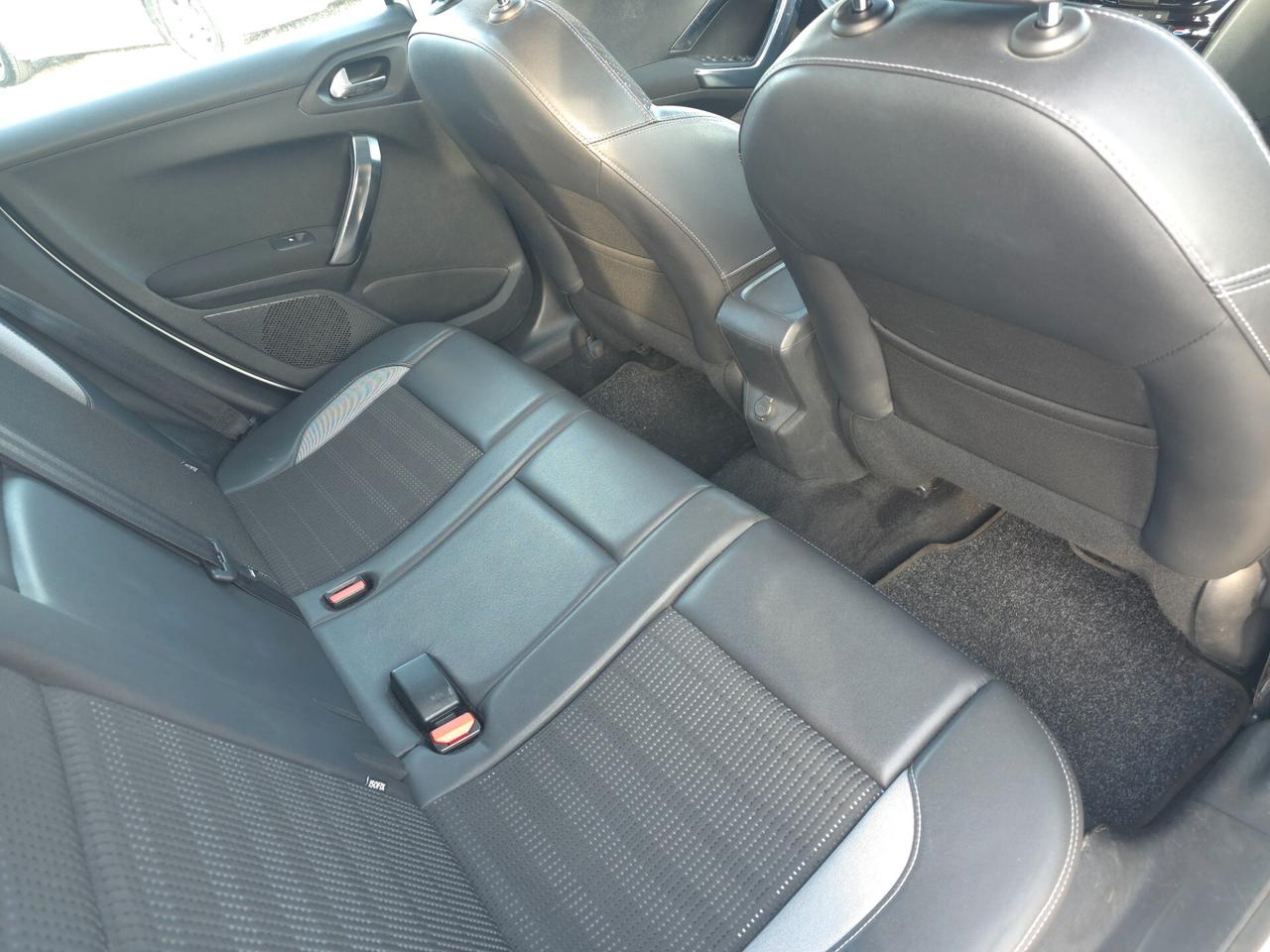 Peugeot 2008 PureTech 82 Allure