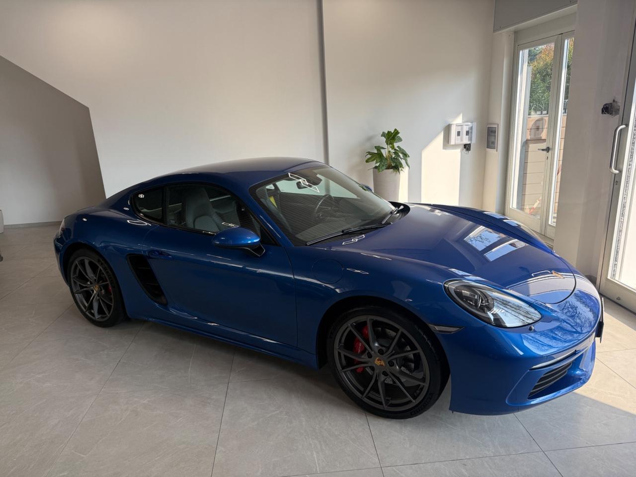 Porsche Cayman S 2.5 BENIZNA ANNO 2018 TUTTA TAGLIANDATA