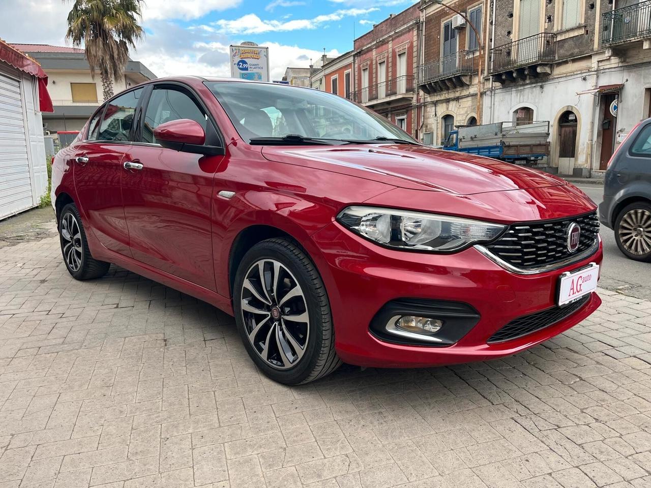 Fiat Tipo 1.6 Mjt 120CV 4 porte Lounge