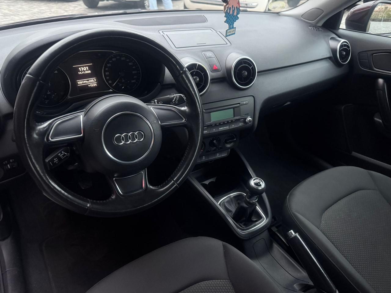 Audi A1 1.6 TDI 2012 - NEOPATENTATI