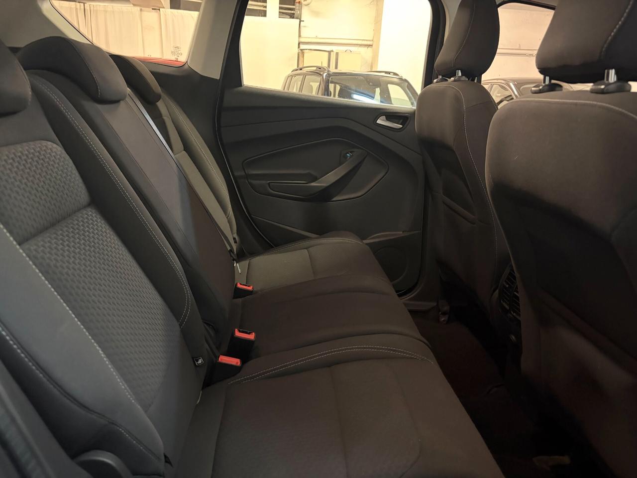 Ford Kuga 1.5 TDCI 120 CV S&S 2WD Business