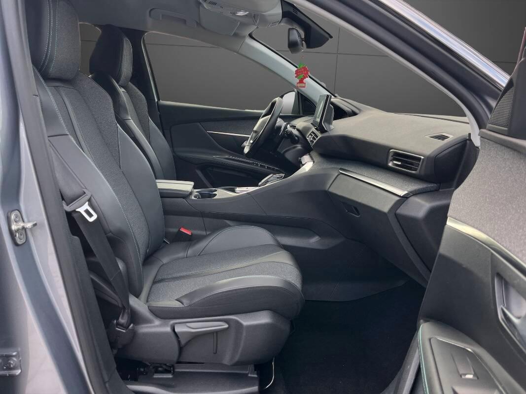 Peugeot 3008 II 1.5 bluehdi Allure Pack s&s 130cv eat8