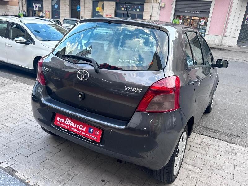 Toyota Yaris 1.4 D-4D 5 porte Navi