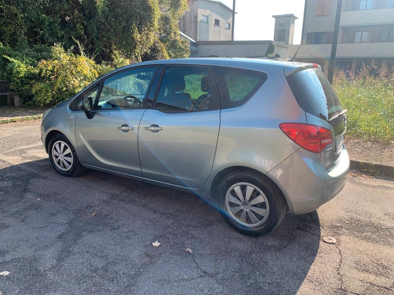 Opel Meriva 1.3 CDTI 95CV ecoFLEX Cosmo