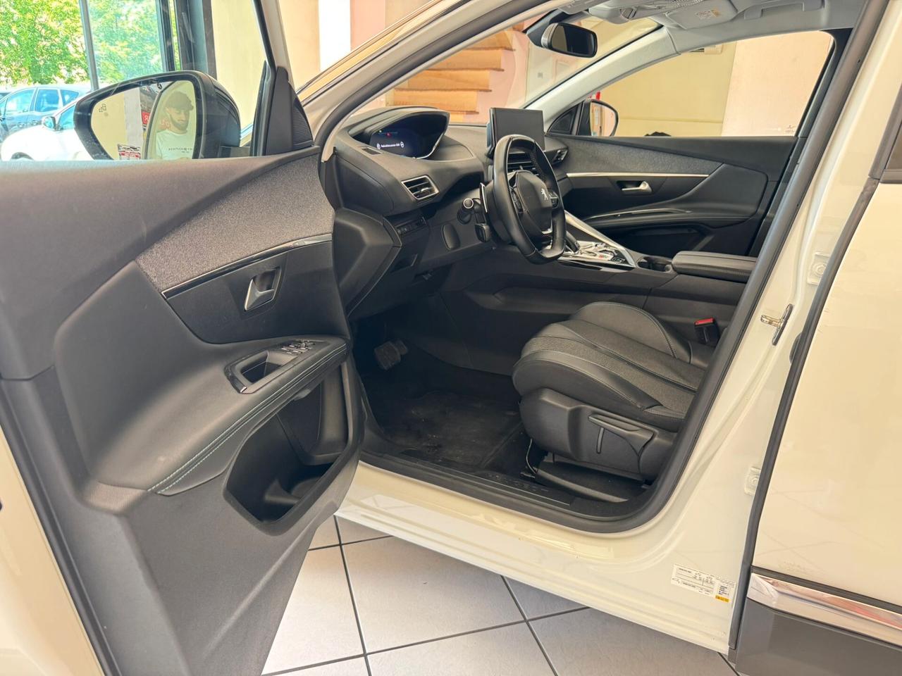 Peugeot 3008 BlueHDi 130 S&S EAT8 Allure Pack
