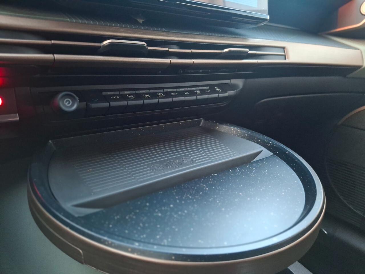 Lancia Ypsilon Hybrid e-DCT, NEOPATENTATI