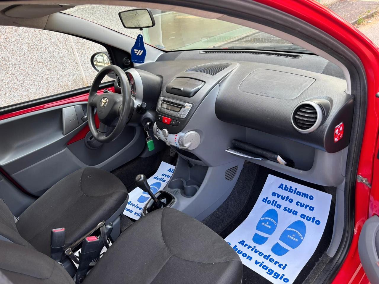 Toyota Aygo 1.0 12V VVT-i 5 porte Now Connect