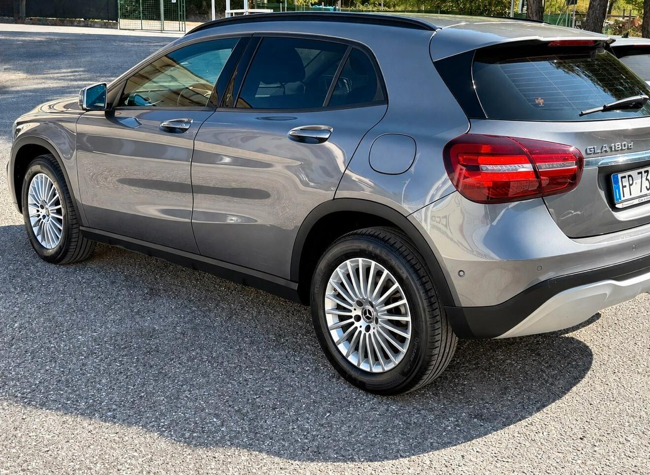 Mercedes-benz GLA 180 d Automatic Sport