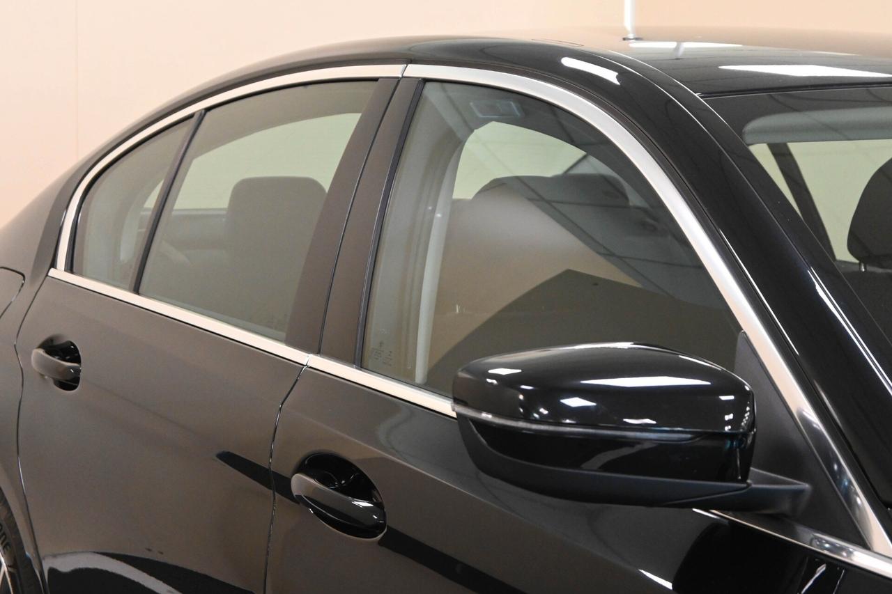 BMW Serie 5(G30/31/F90) 520d Business