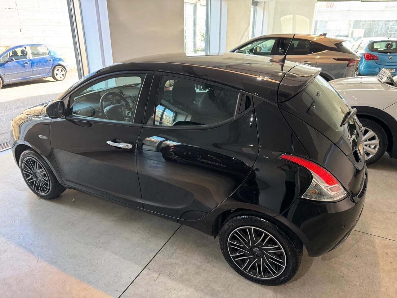 Lancia Ypsilon 1.2 69 CV 5 porte GPL Ecochic