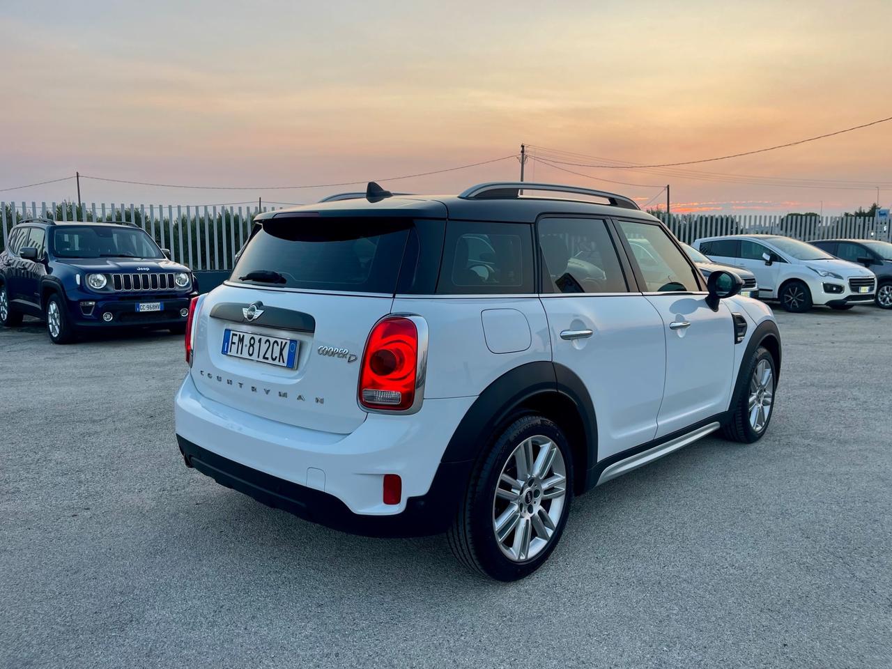 MINI COUNTRYMAN 2.0 D 150CV AUT HYPE FULL LED