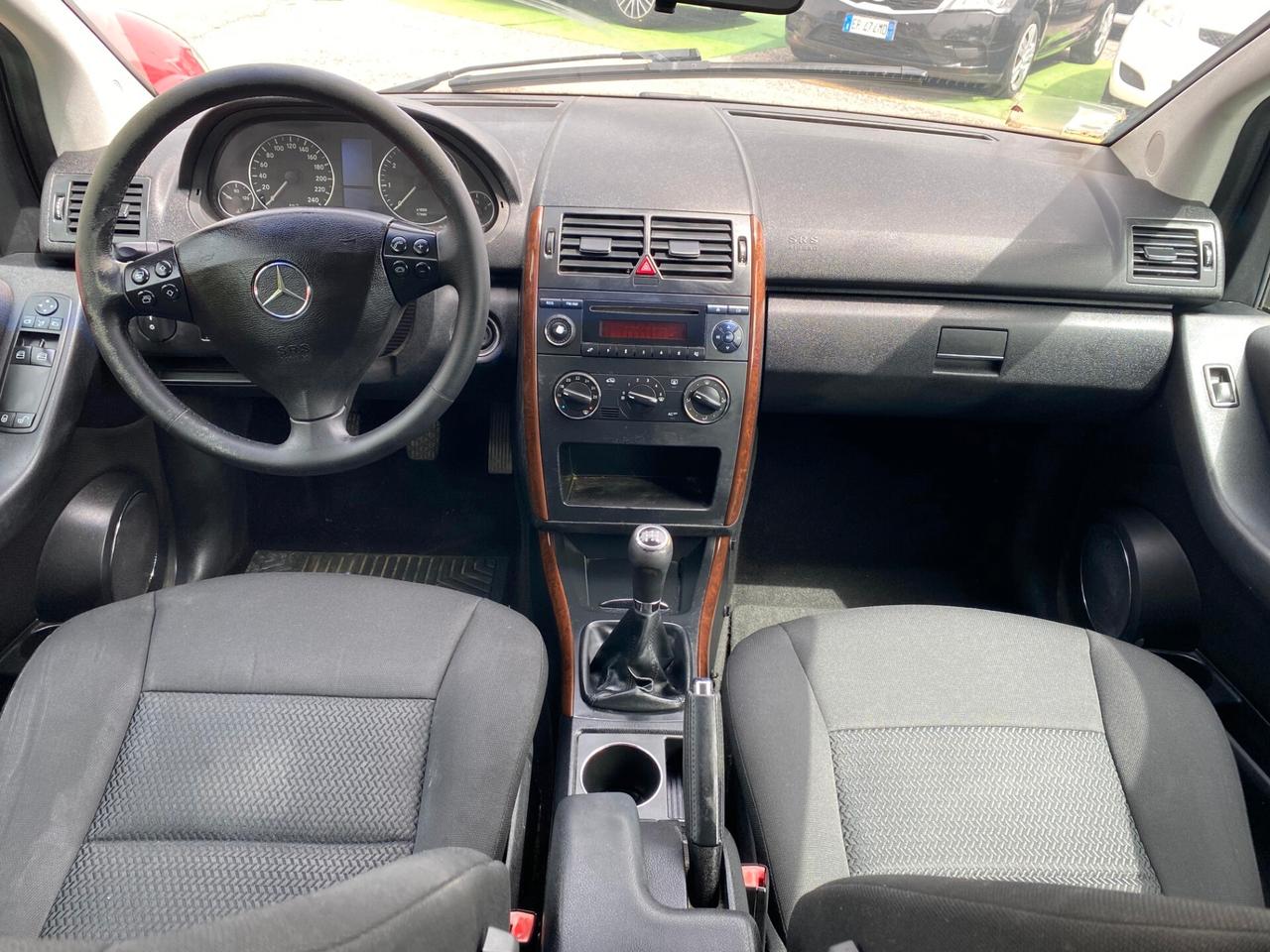 Mercedes-benz A 150 Coupé Classic Basic