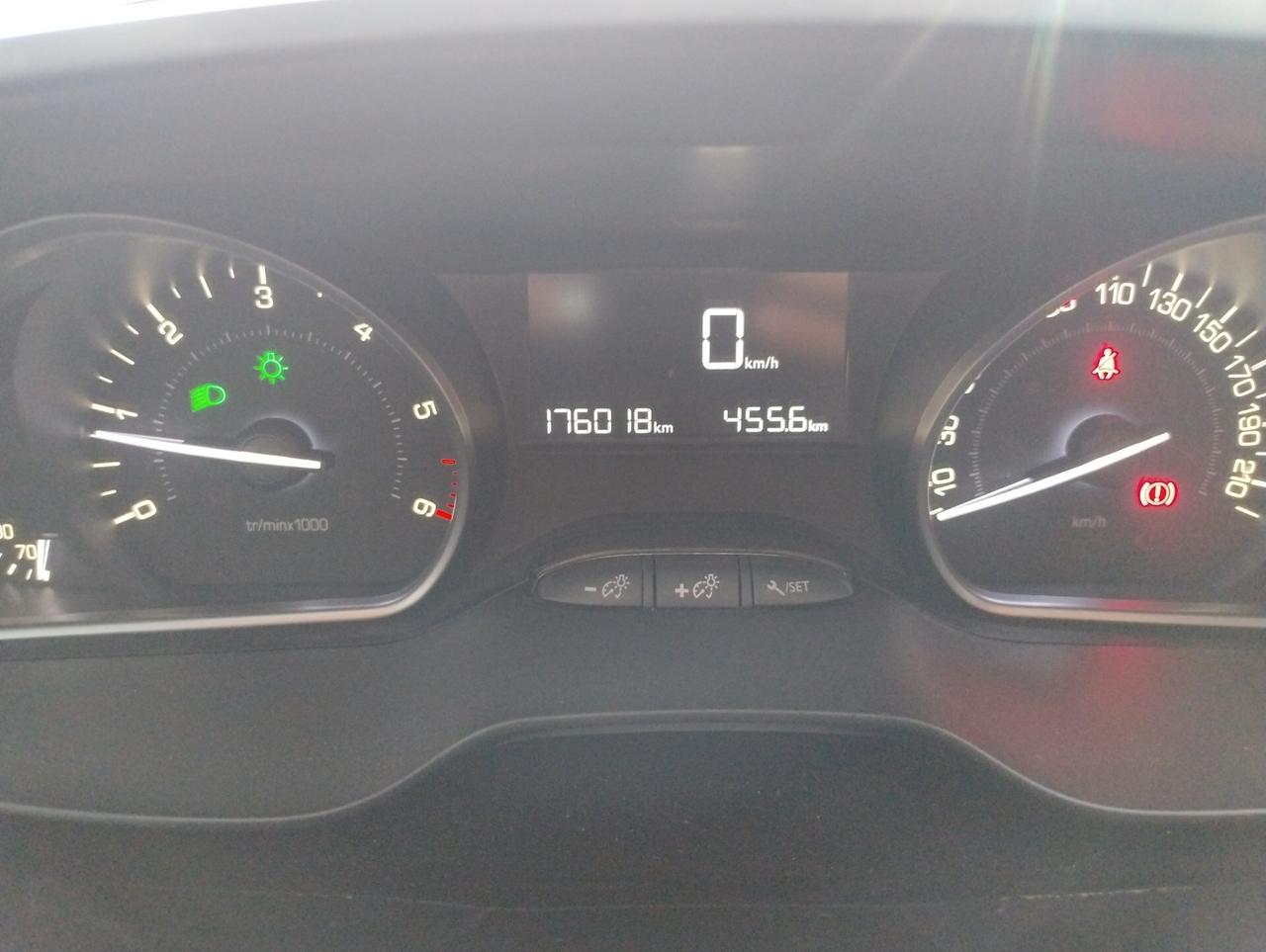 Peugeot 208 BlueHDi 75 5 porte Allure