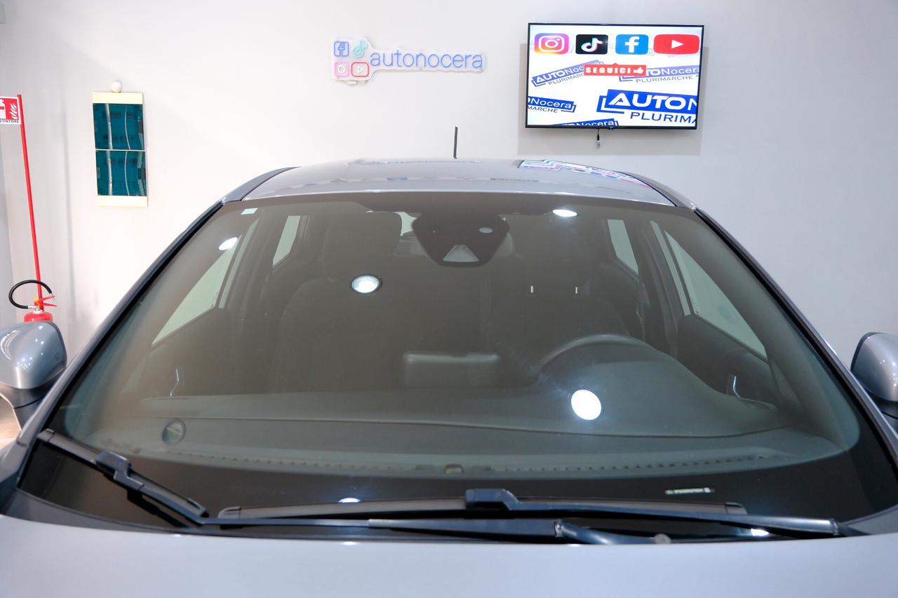 Ford Puma ST LINE HYBRID 125cv COCKPIT