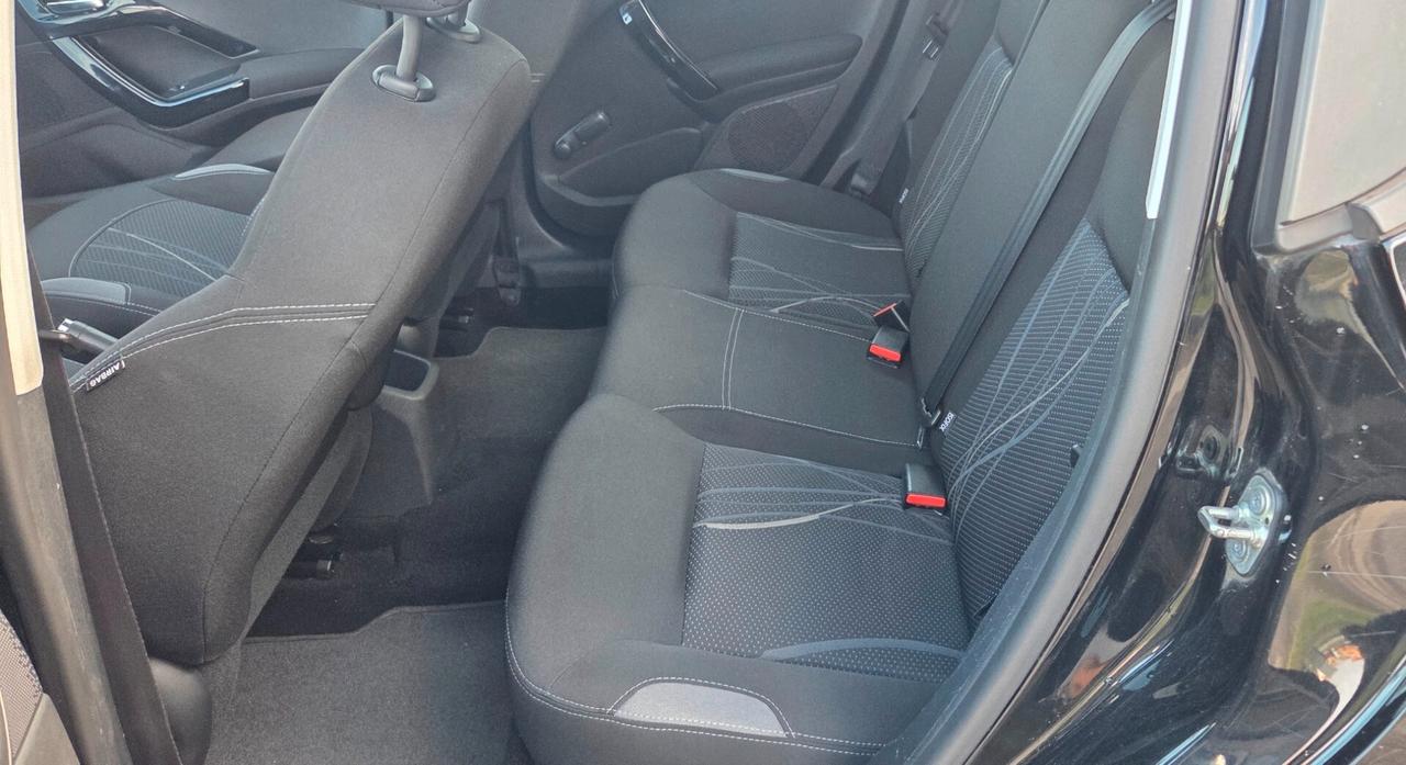 Peugeot 208 1.2 82CV 5 porte Allure