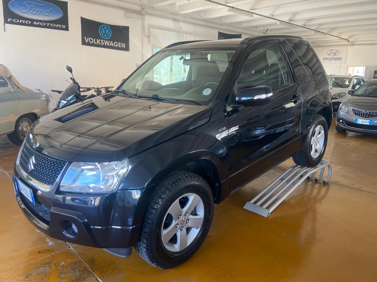 Suzuki Grand Vitara Grand Vitara 1.9 DDiS 3p. Special Edition