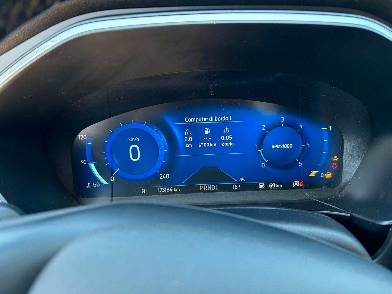 Ford Kuga 1.5 EcoBlue 120 CV aut. 2WD Titanium Business