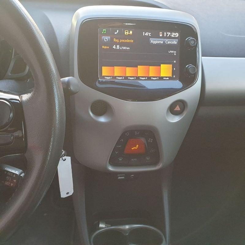 Toyota Aygo Aygo 1.0 69 CV 5 porte x-play