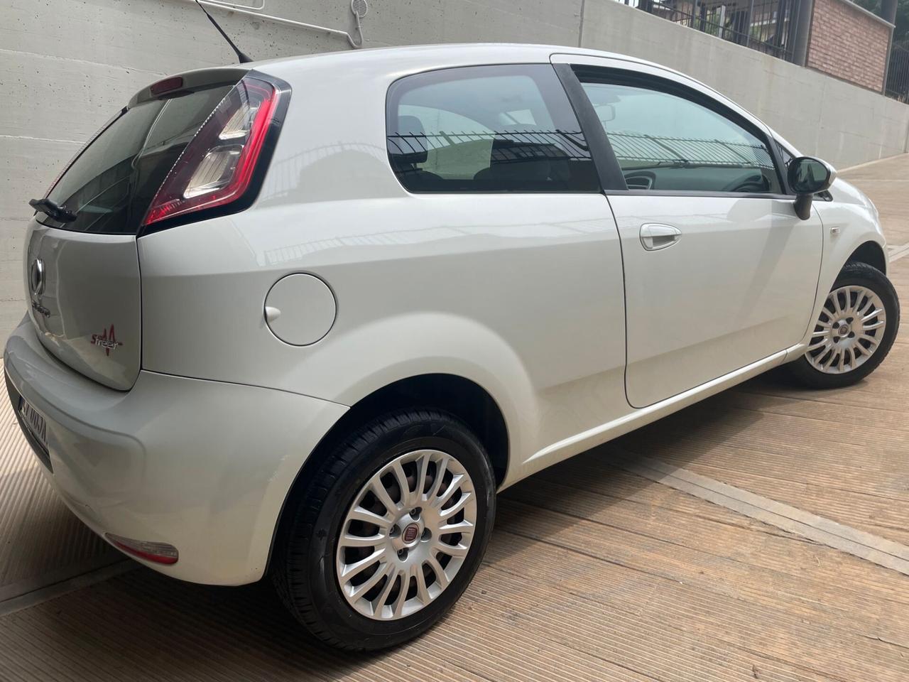 Fiat Punto evo Lounge