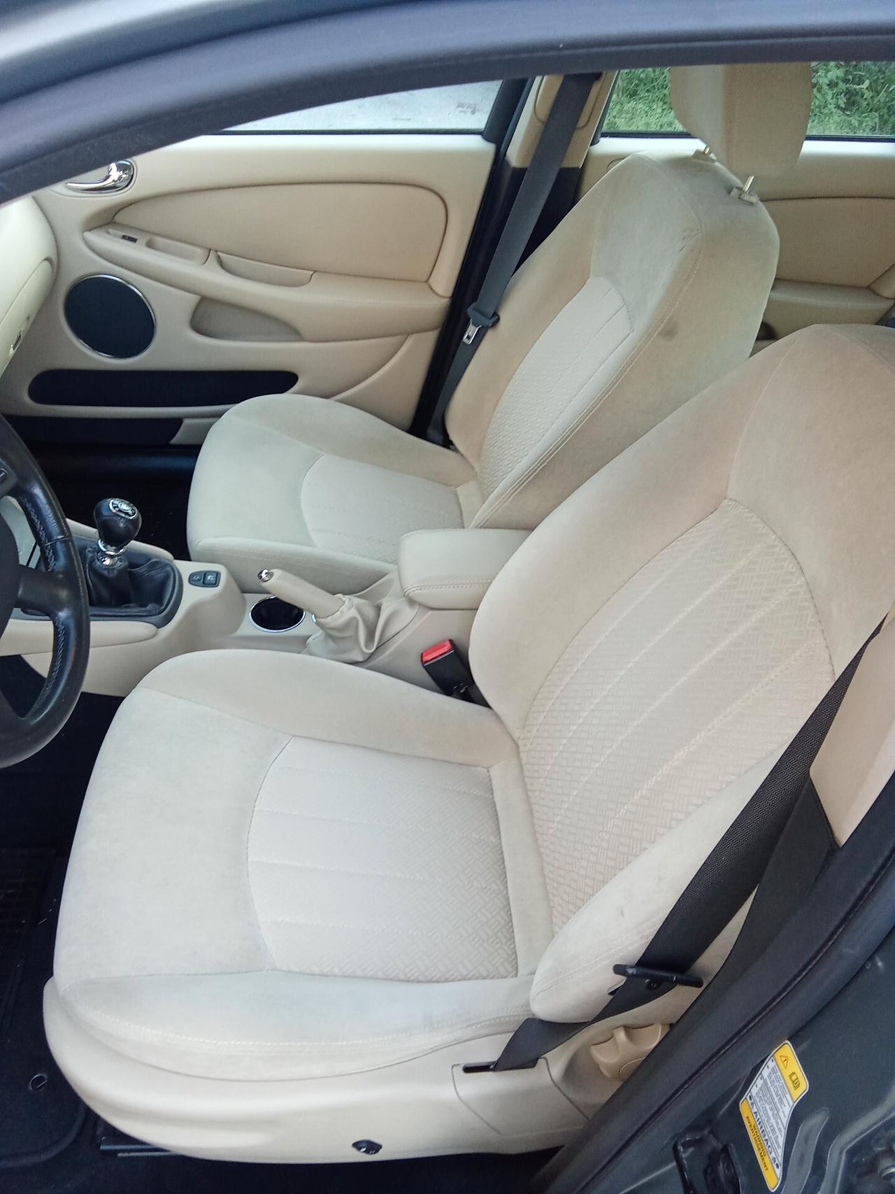 Jaguar X-Type 2.2D cat Wagon nuovo nuovo