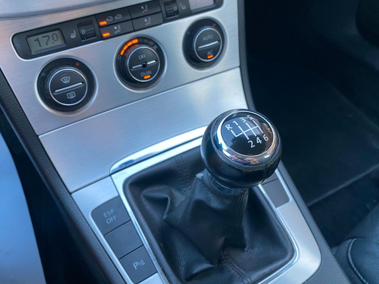 VOLKSWAGEN Passat SW 2.0 TDI UNIPRO'