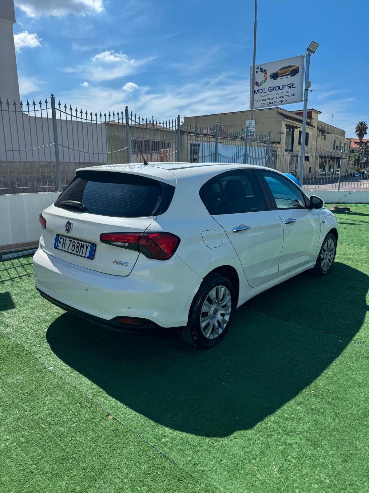 Fiat Tipo 1.6 Mjt 4 porte Opening Edition