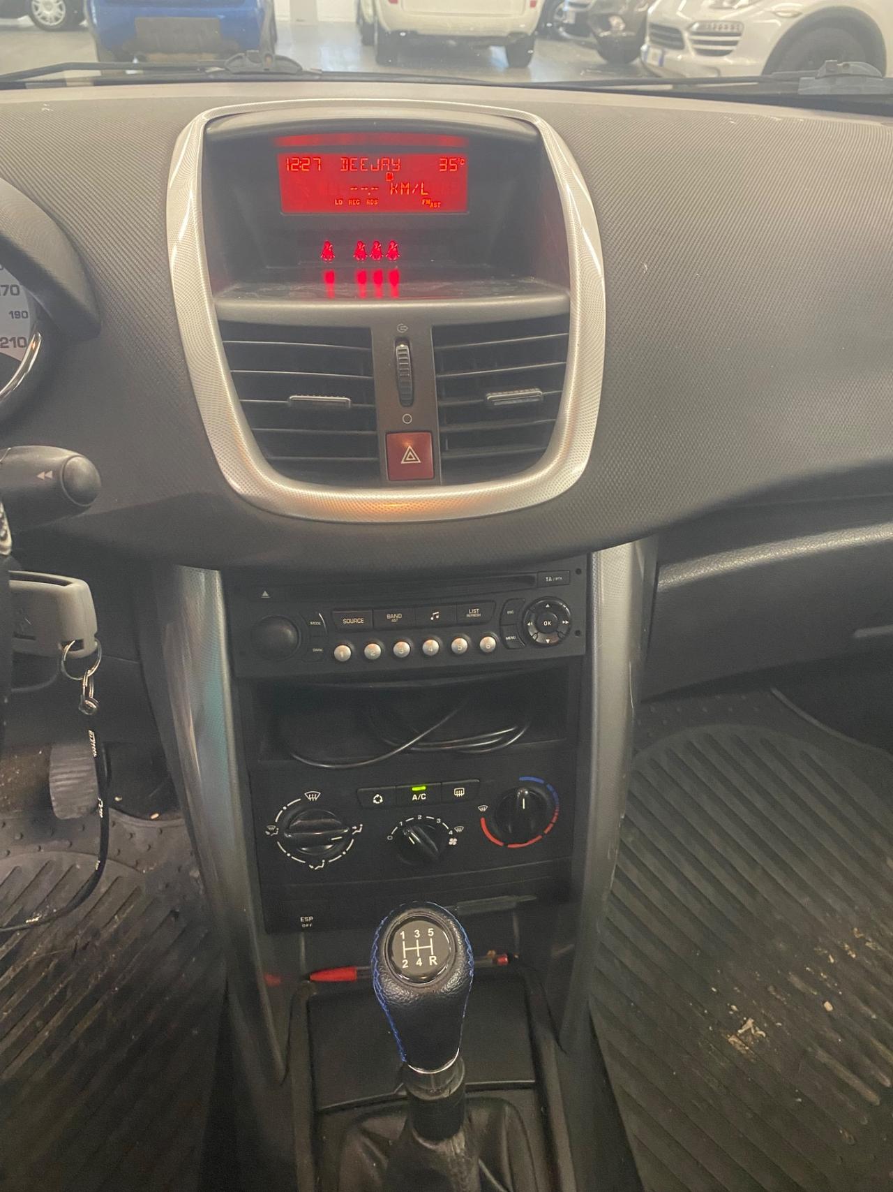 Peugeot 207 1.6 HDi 90CV 5p. XS