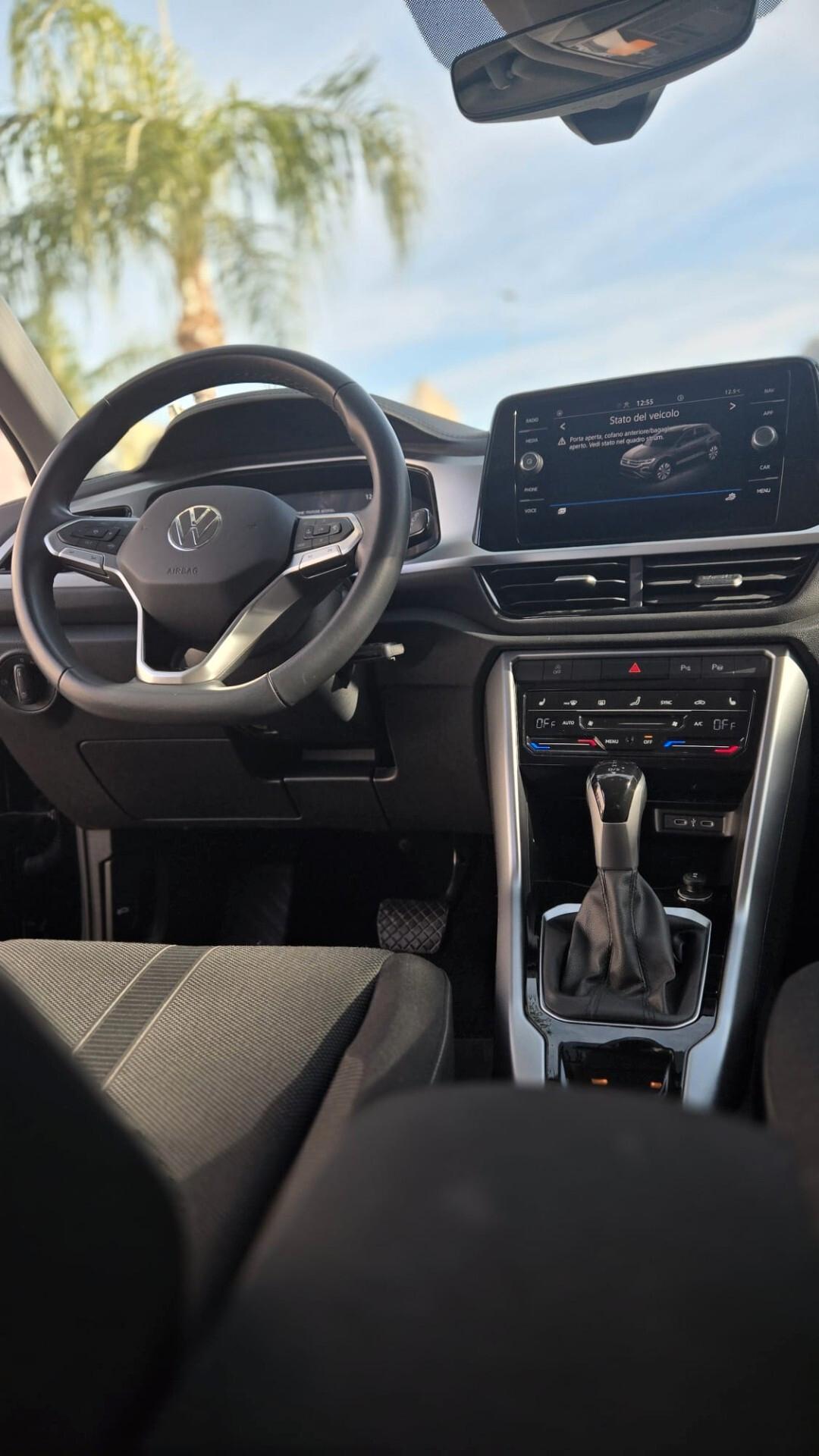 Volkswagen T-Roc 2.0 tdi Style 150CV dsg Uff Italy Led USB App Lega