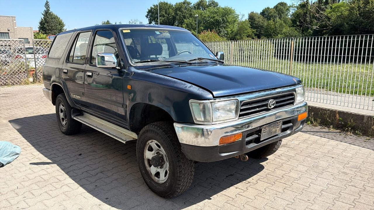 Toyota 4-Runner Hilux 2.4 diesel 4 porte LN 105 Pick-up