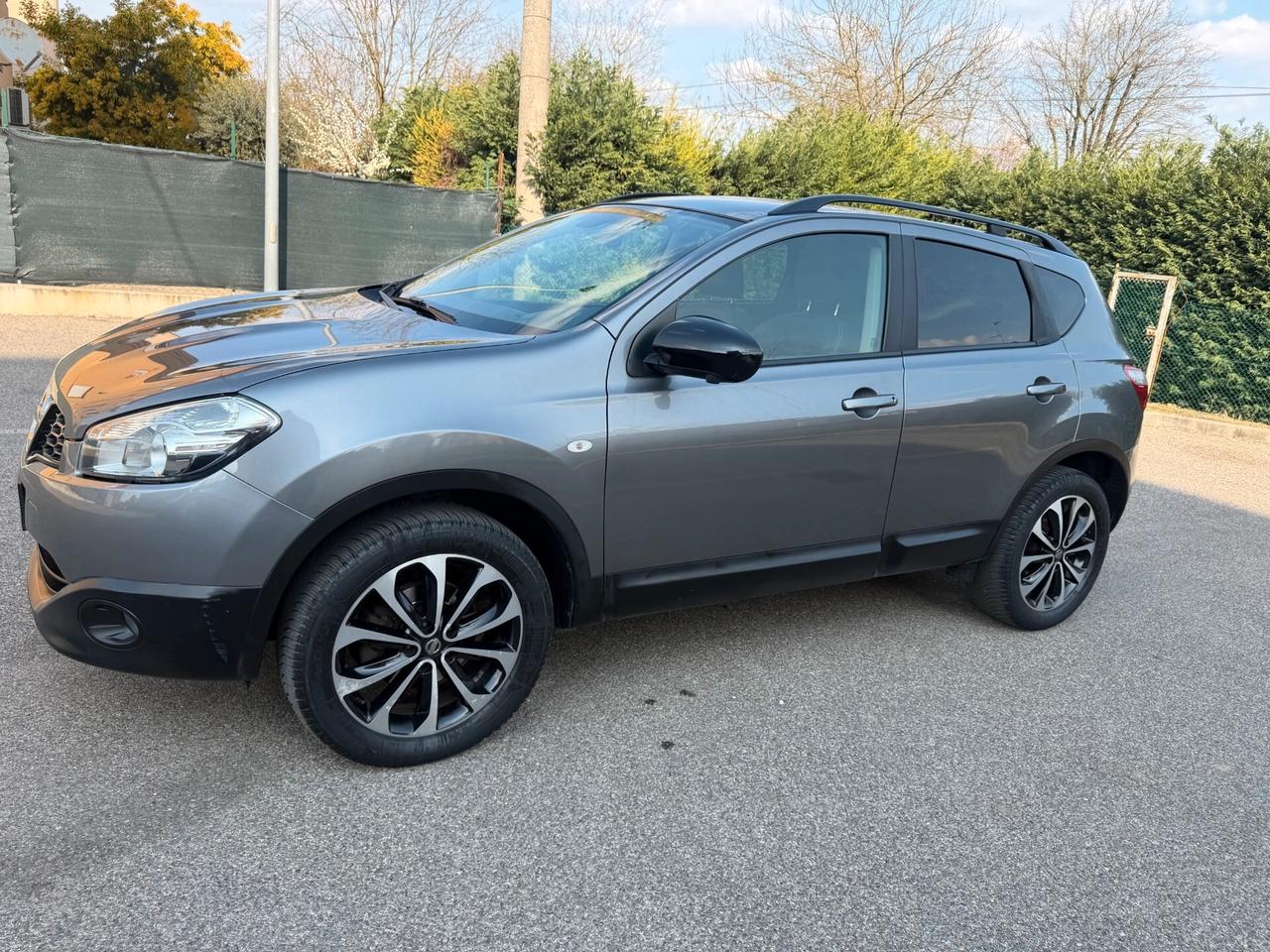 Nissan Qashqai 1.5 dci - NEOP. - NAV. - TETTO - GARANTITO -