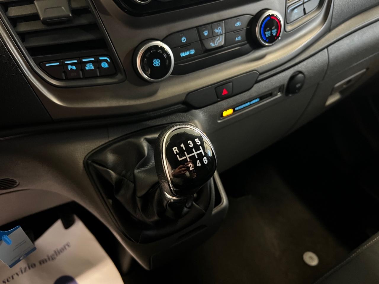 Ford Transit Custom 320 2.0 EcoBlue Hybrid 130 PC Combi Trend