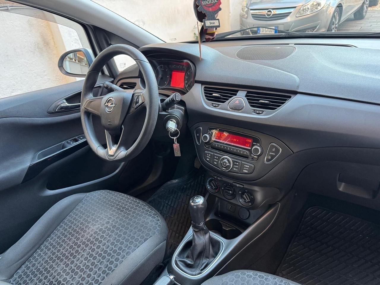 OPEL Corsa 1.3 CDTI Coupe b-Color