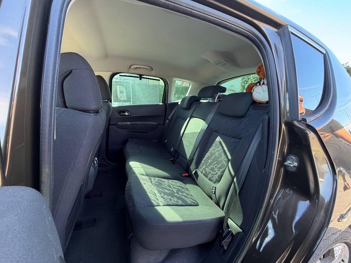 Peugeot 3008 1.6 e-hdi 8v Business s&s 112cv robot