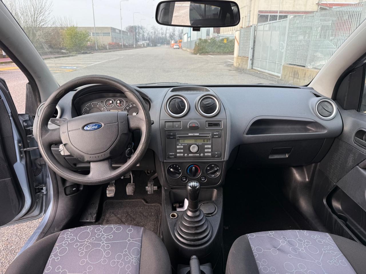 Ford Fiesta 1.2 16V 5p. Ghia