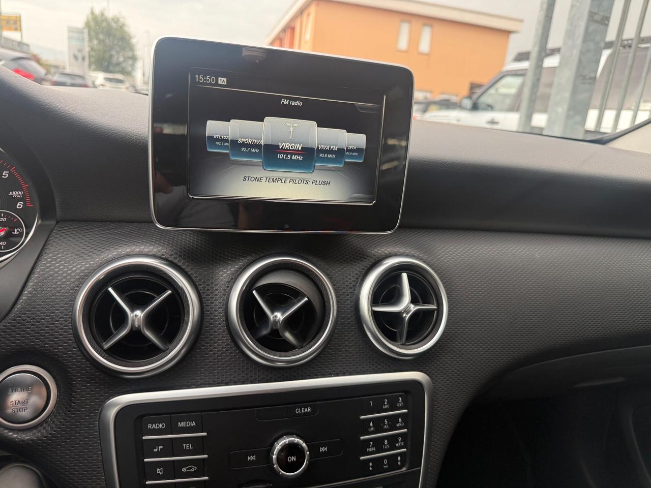 Mercedes-Benz A 180 A 180 d Sport EURO 6