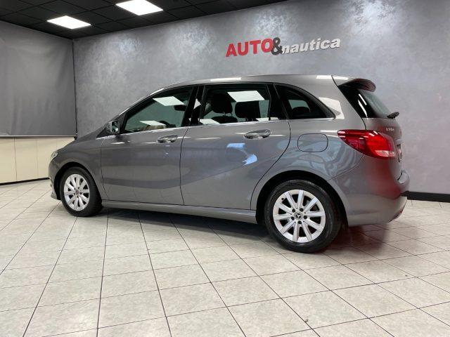 MERCEDES-BENZ B 180 d Automatic Business
